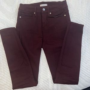 Good American Good Legs Skinny Jean - 2/26